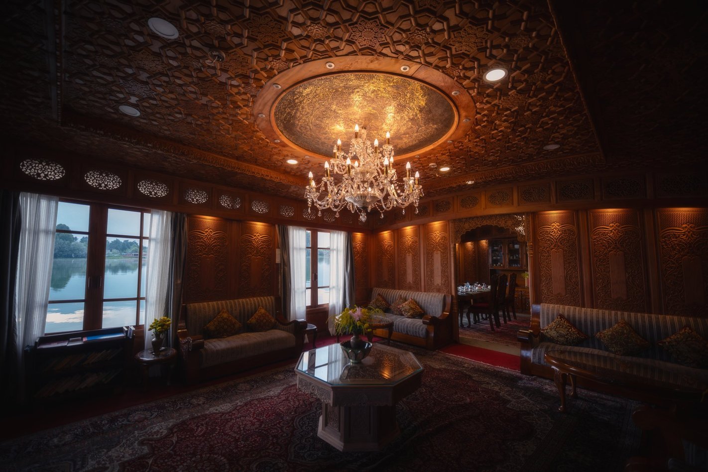 Mascot Houseboat